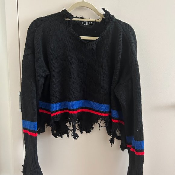 Distressed Sweater - Picture 2 of 4